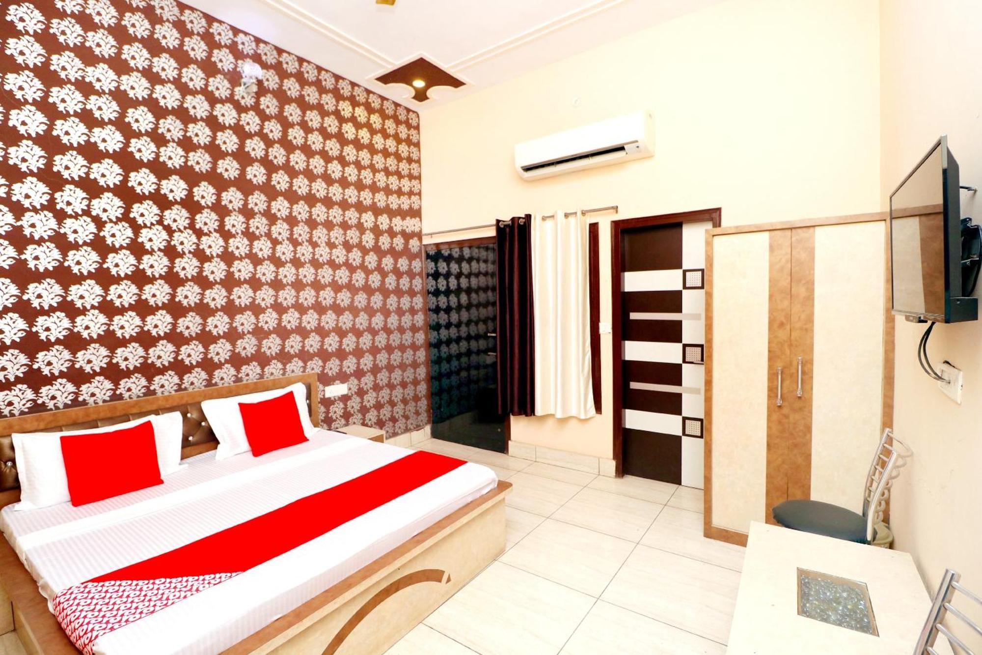 Hotel O Pushp Vatika Bhiwani Exterior photo