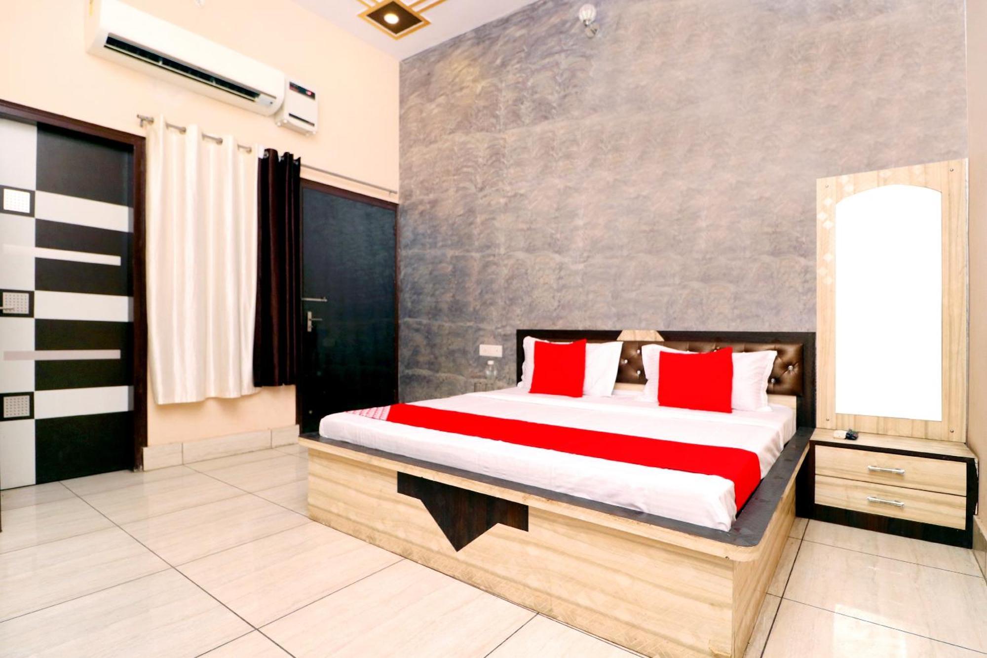 Hotel O Pushp Vatika Bhiwani Exterior photo